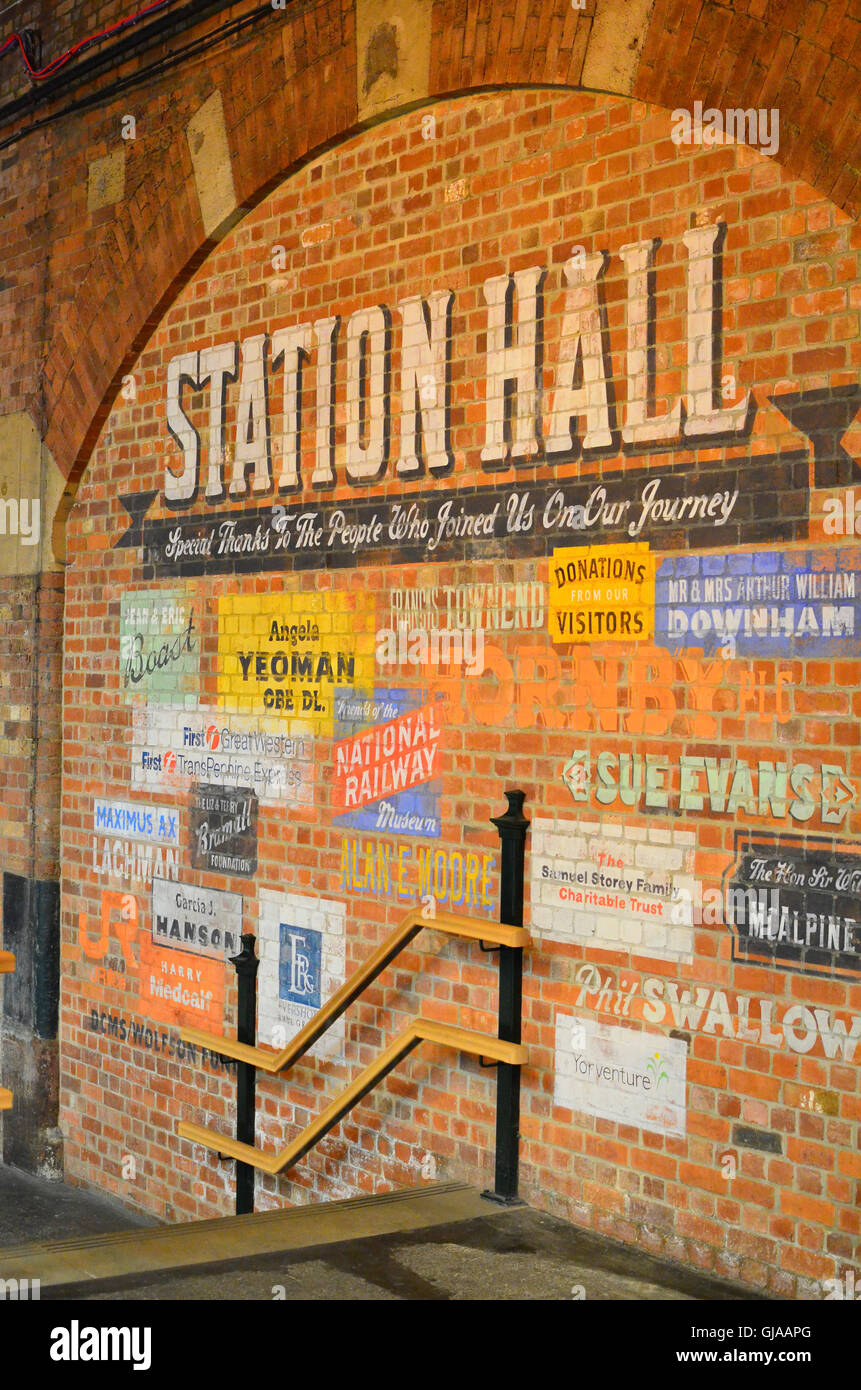 Gran salón del museo nacional del ferrocarril fotografías e imágenes de