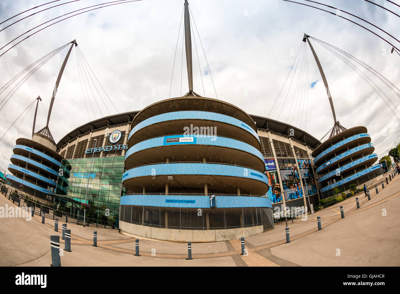 El estadio Etihad Stadium es el hogar de Manchester City Football Club de la Liga Premier Inglesa, uno de los más exitosos clubes en Inglaterra. Foto de stock