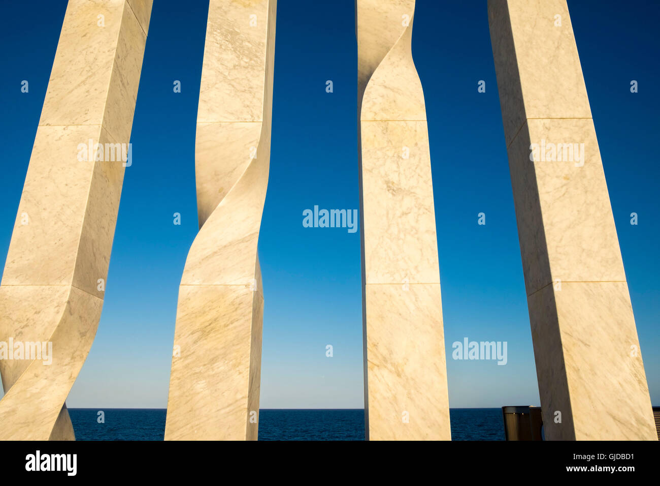 Quatre barres fotografías e imágenes de alta resolución - Alamy