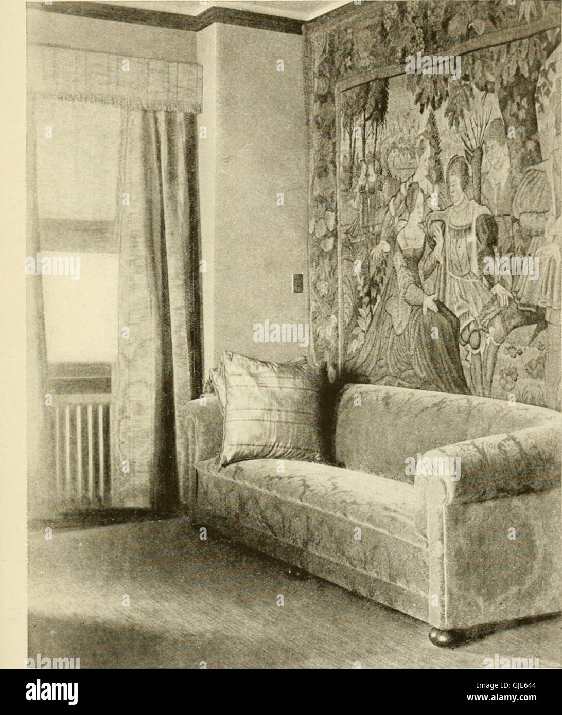 El arte de la decoración de interiores (1916) Foto de stock