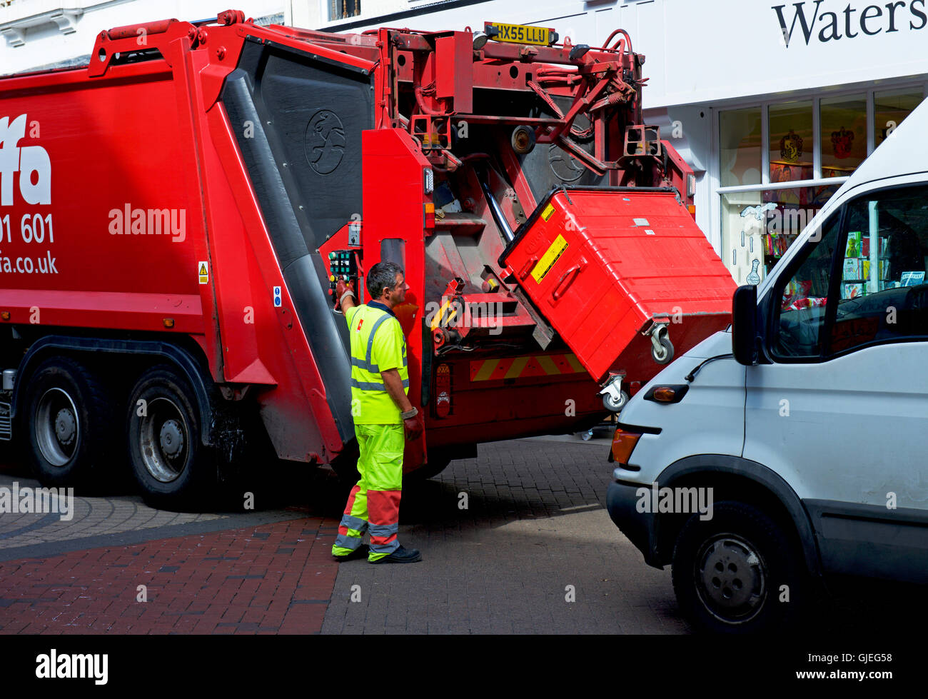 Dustbin lorry fotografías e imágenes de alta resolución Alamy