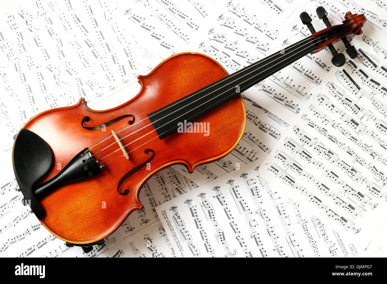 Sonido de violín de música Fotografía de stock - Alamy