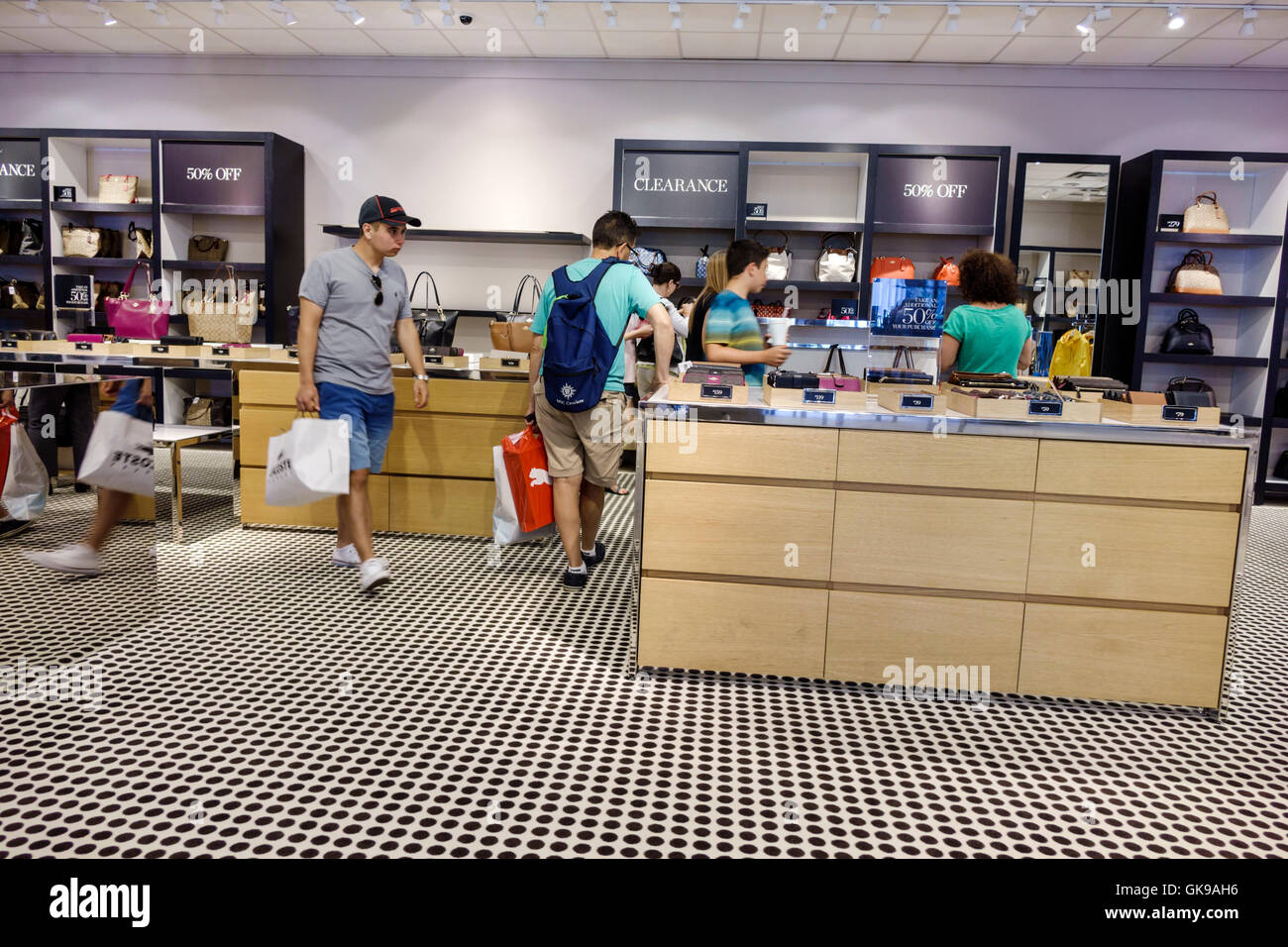 Florida Ellenton Ellenton Premium Outlets mall shopping Florida Ellenton Ellenton Premium Outlets mall shopping