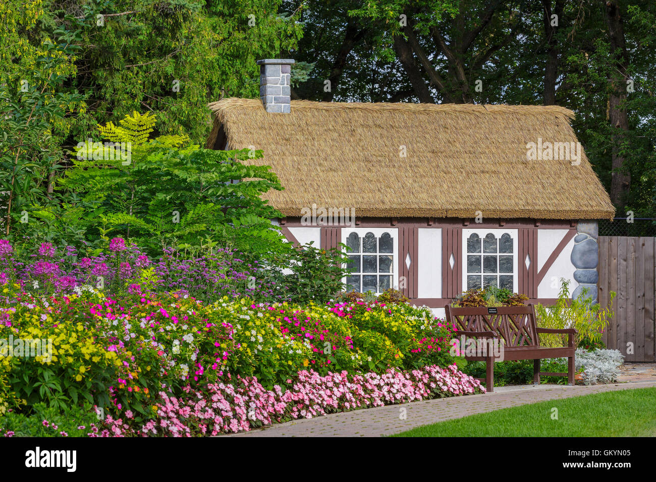 Chalet en el Jardín Inglés, Assiniboine Park, Winnipeg, Manitoba, Canadá. Foto de stock
