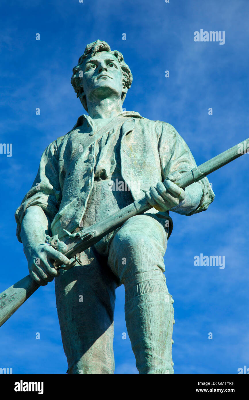 El capitán Parker estatua en Battle Green, Lexington Green, Lexington, Massachusetts Foto de stock