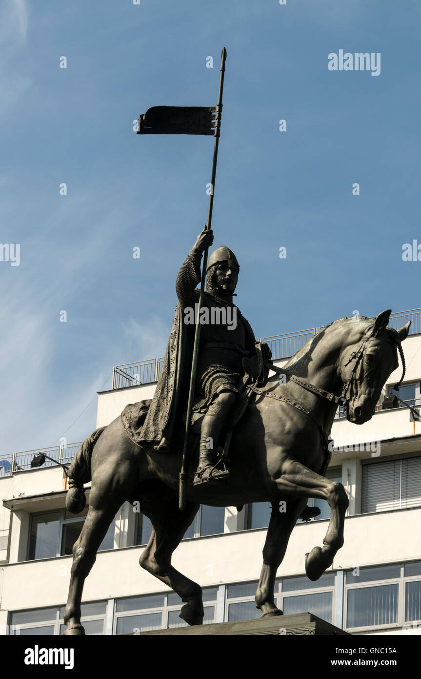 La estatua ecuestre de San Wenceslao, patrono de Bohemia en la Plaza Wenceslao, Praga, República Checa. Foto de stock