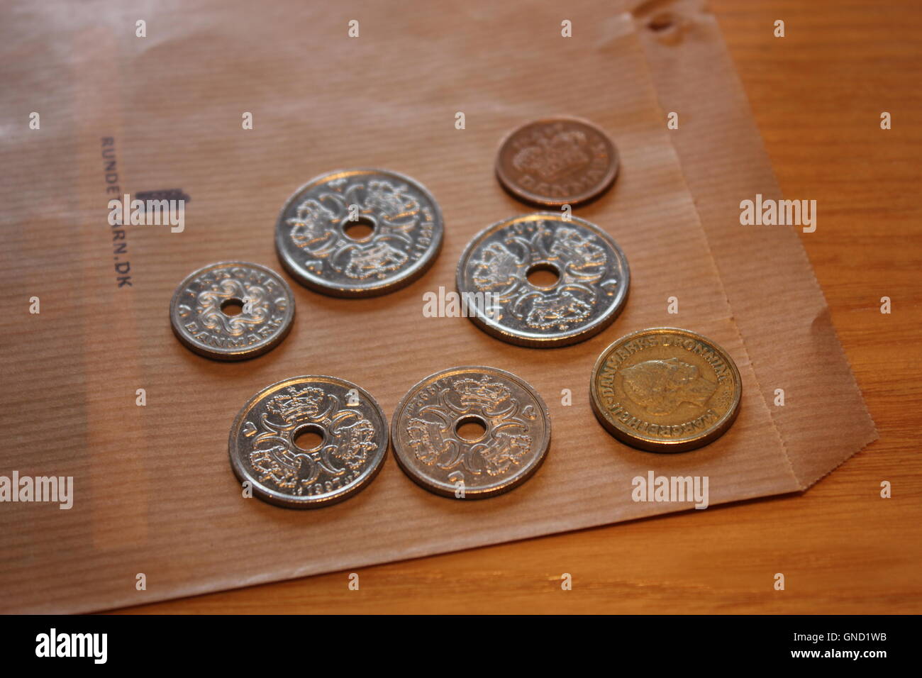 Monedas danesas en Copenhague, Dinamarca Foto de stock