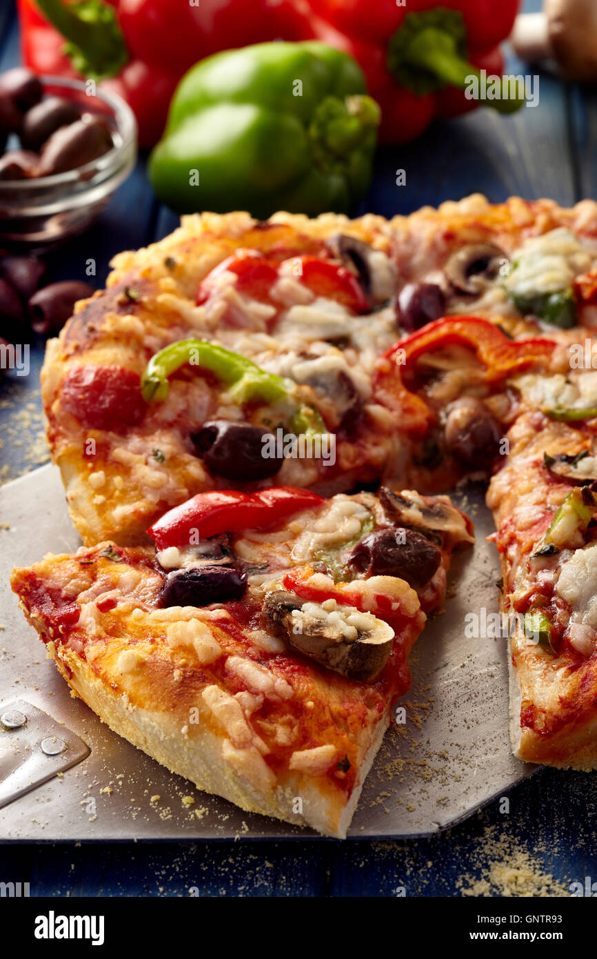 Pizza hecha en casa Foto de stock