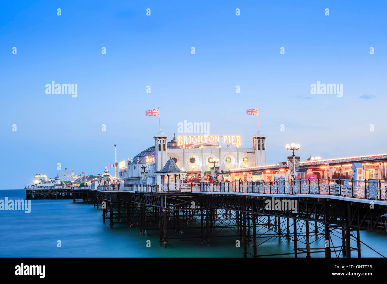 Brighton Pier (Palacio) en Brighton, East Sussex Foto de stock