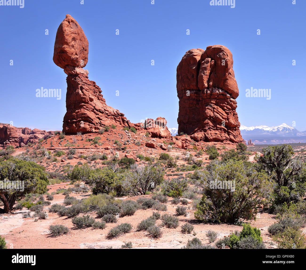 Formaciones de roca roja en el Parque Nacional de Arches, en Utah, en los EE.UU. Foto de stock