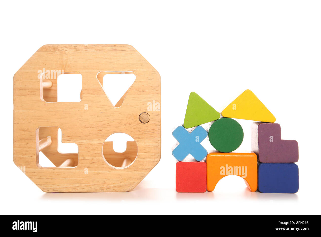 Childs madera clasificador de forma recorte de juguete Foto de stock