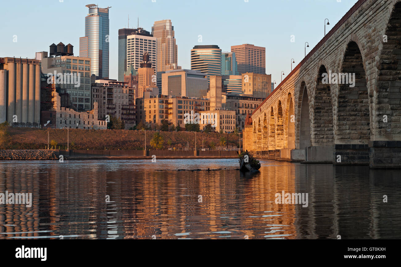 Minneapolis. Imagen de la ciudad de Minneapolis, en la mañana. Foto de stock