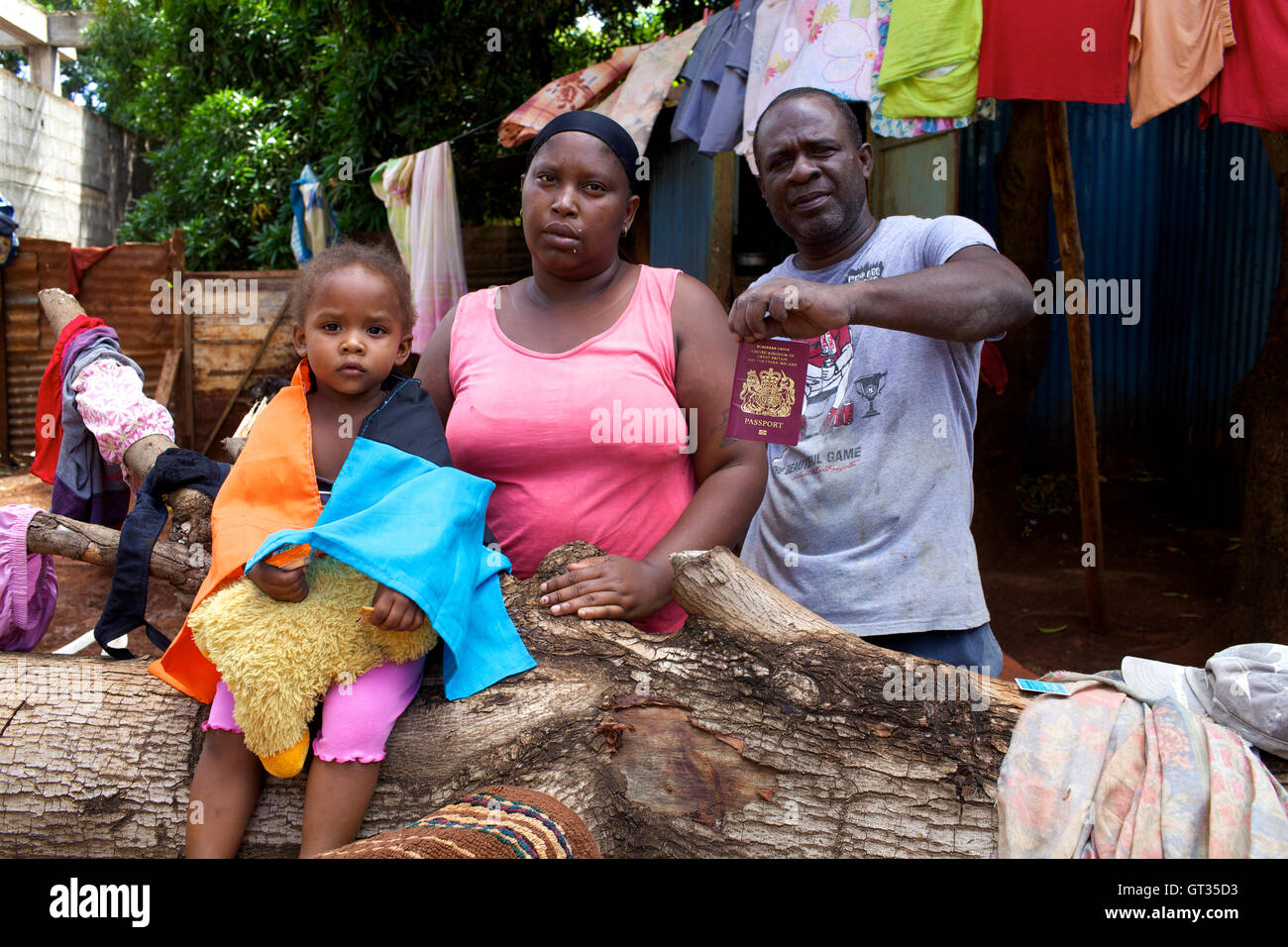 Chagos 06/04/2012 Mauricio La familia de Meri Elysee en casa en