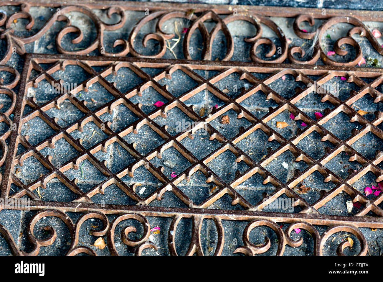 Finca antigua puerta de metal mat. Cheshire, Inglaterra Foto de stock