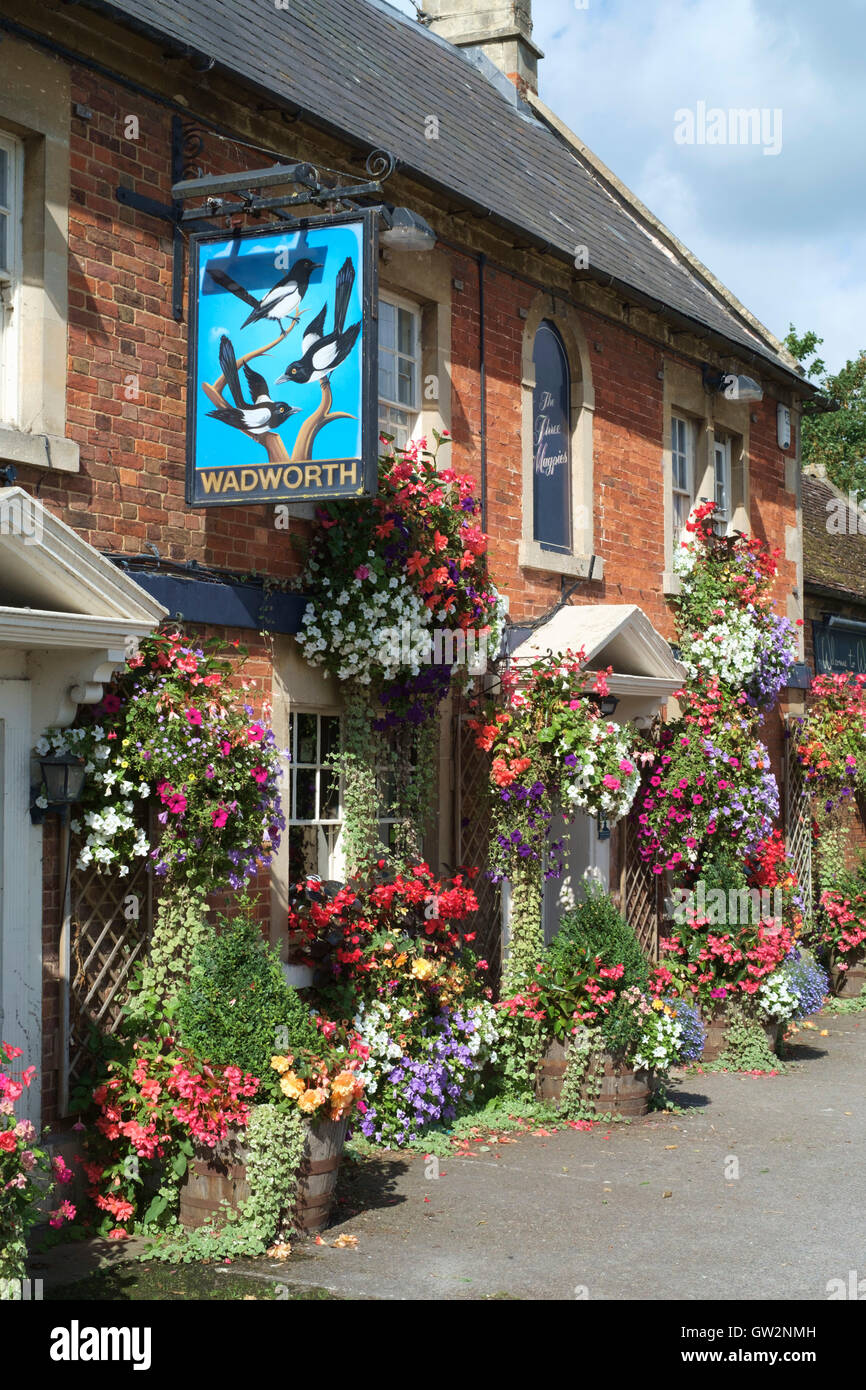 Los tres urracas Pub, vende, Verde, Seend Melksham, Wiltshire Foto de stock