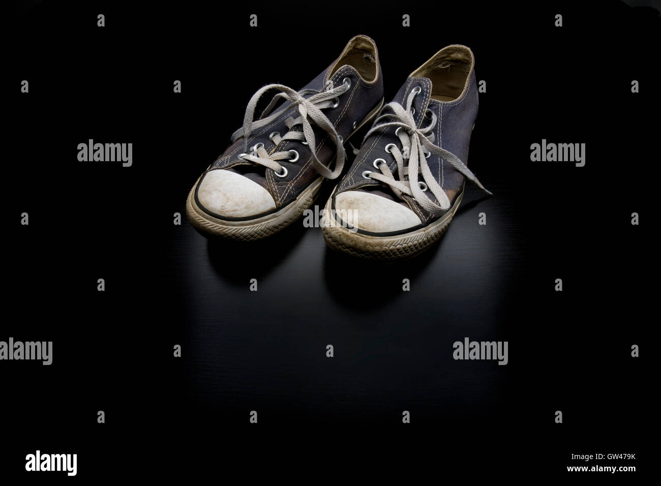 Par de zapatos de tenis Foto de stock