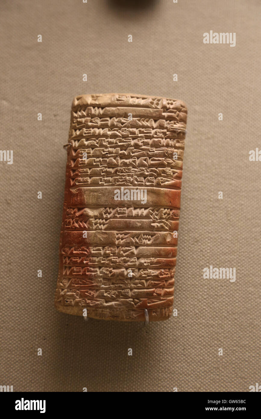 Administrativo: tablet equilibrada de las entregas de animales. La arcilla. Mesopotamia, Drehem. Ur III período. Foto de stock