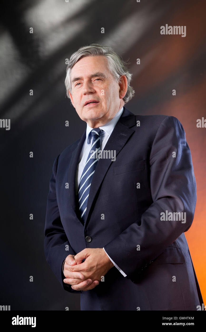 Gordon Brown, el político británico, ex Primer Ministro y escritor, en el Edinburgh International Book Festival. Edimburgo, Escocia. El 29 de agosto de 2016 Foto de stock