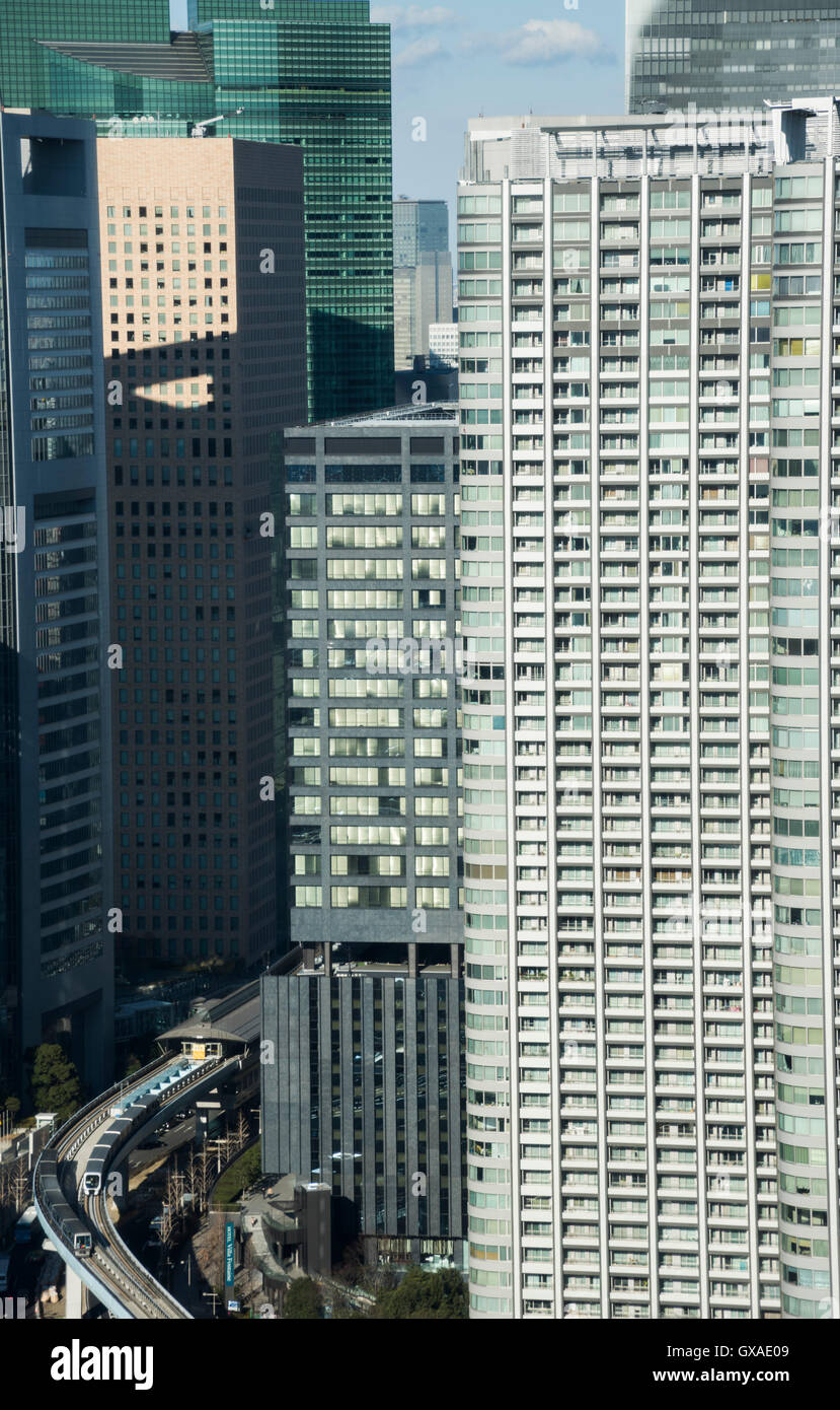 Dirección de Shiodome, vista desde Minato-Ku, Tokio, Japón Foto de stock