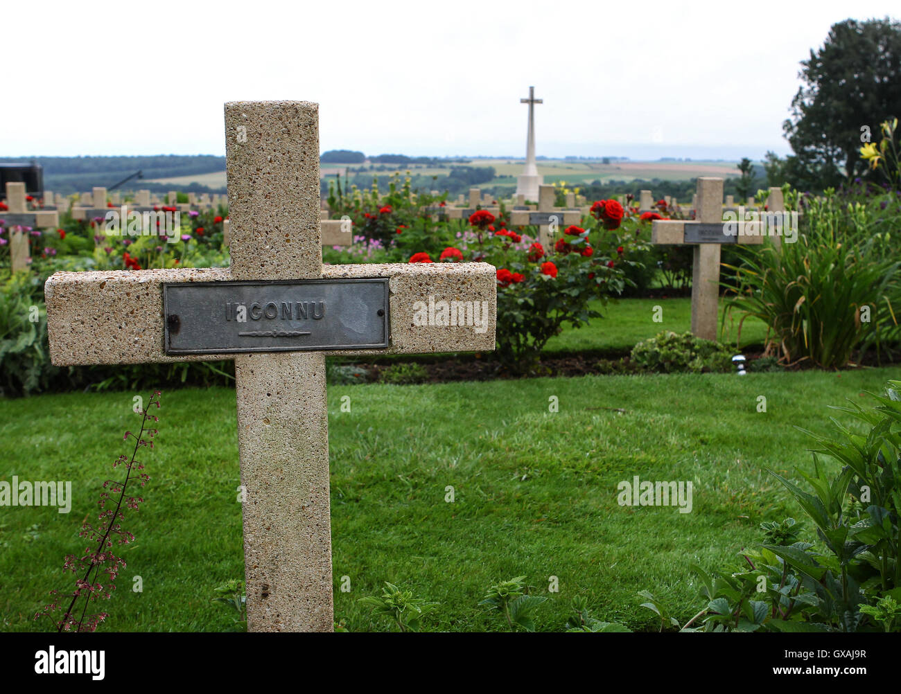 Vistas generales del Thiepval Memorial en el centenario del comienzo de la batalla del Somme Featuring: Atmósfera, ver dónde: Thiepval, Francia cuando: 01 Jul 2016 Foto de stock