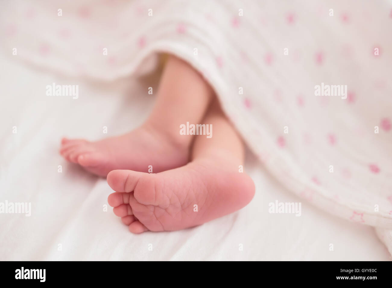 Pie De Bebé Recién Nacido Fotos e Imágenes de stock - Alamy