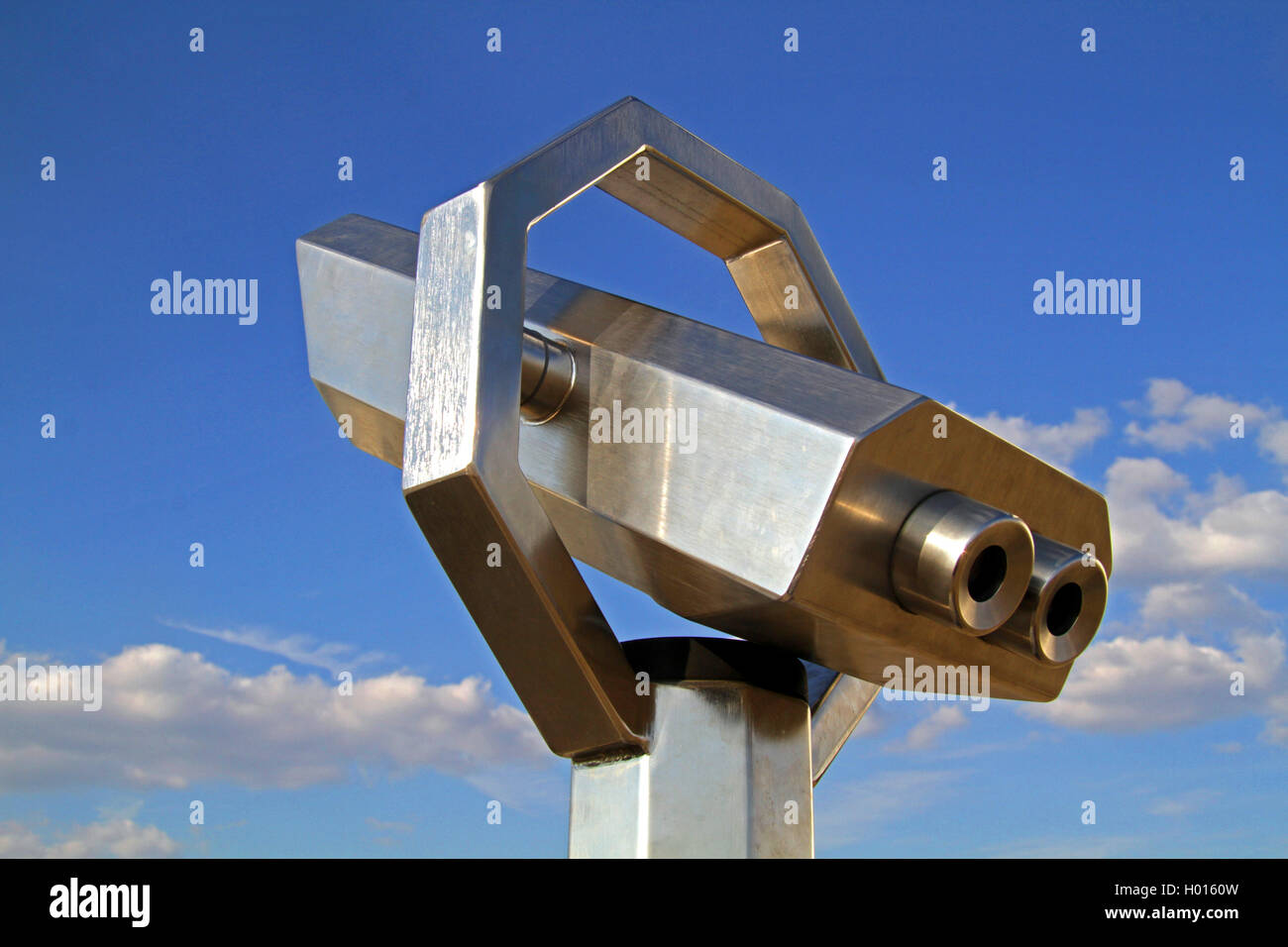 Telescopio de monedas fotografías e imágenes de alta resolución - Alamy