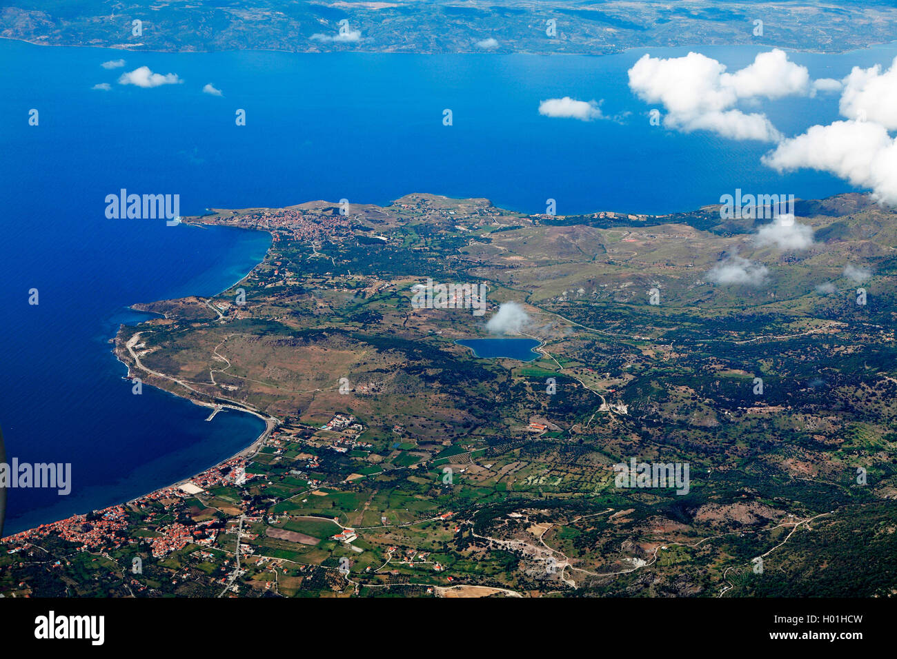 Costa noroeste de Lesbos cerca Molivos, imagen aérea, Grecia, Lesbos Foto de stock