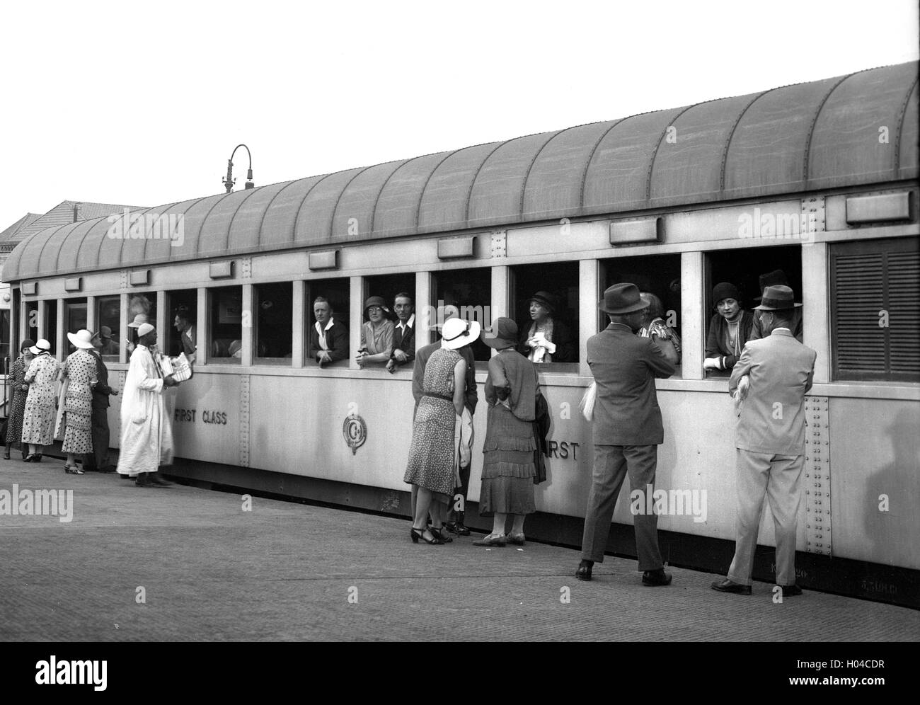 Tren de pasajeros de ferrocarril Midland 1900 Fotografía de stock - Alamy