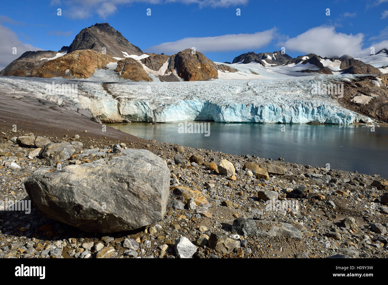 Apusiaajik glaciar, cerca de Kulusuk, Groenlandia Oriental y Groenlandia Foto de stock
