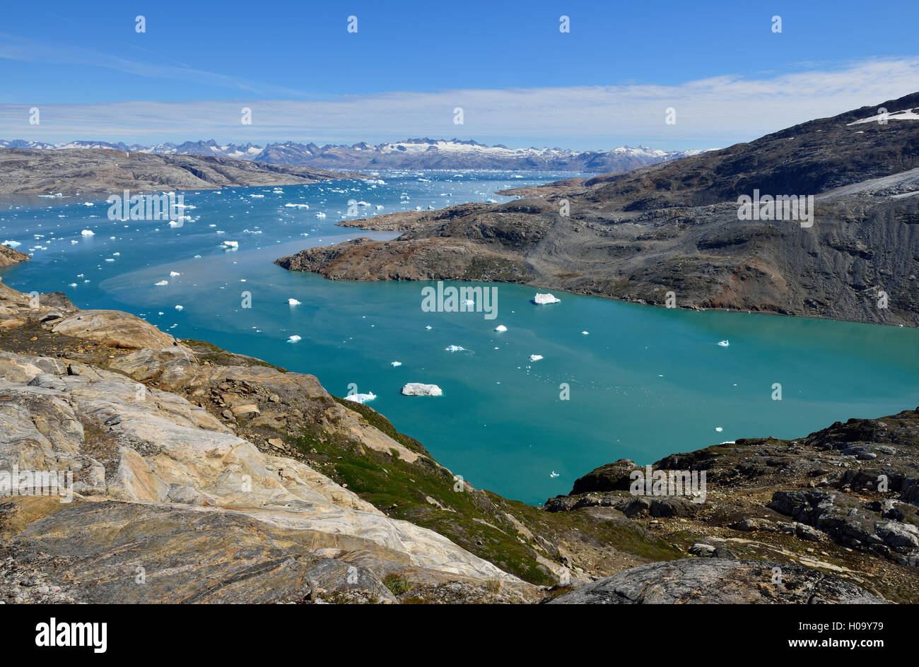 Johan Petersen Fjord, kleine Eisberge, bei Sammileq, Groenlandia Oriental y Groenlandia Foto de stock