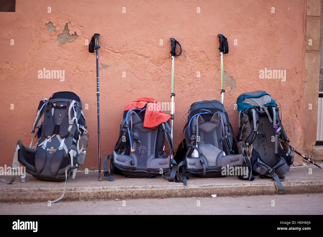 Mochilas y morrales barra sale