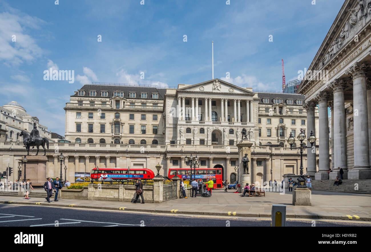 Gran Bretaña, Inglaterra, de la ciudad de Londres, el Banco Unión con vista del Banco de Inglaterra y el Royal Exchange Foto de stock