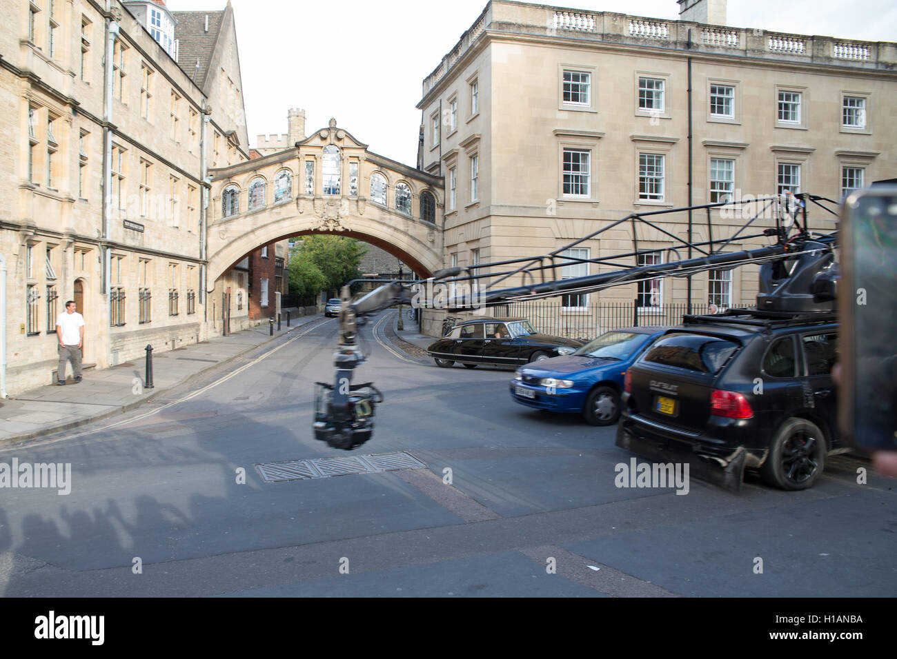 Oxford, Reino Unido. El 23 de septiembre de 2016. 5 transformador de tripulación y fundidas en rodaje en Oxford. Crédito: Pete Lusabia/Alamy Live News Foto de stock