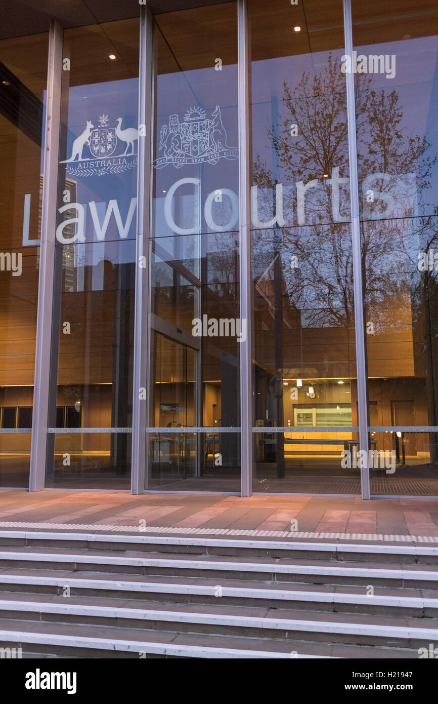 Los tribunales de Nueva Gales del Sur en Macquarie Street sydney Australia Foto de stock