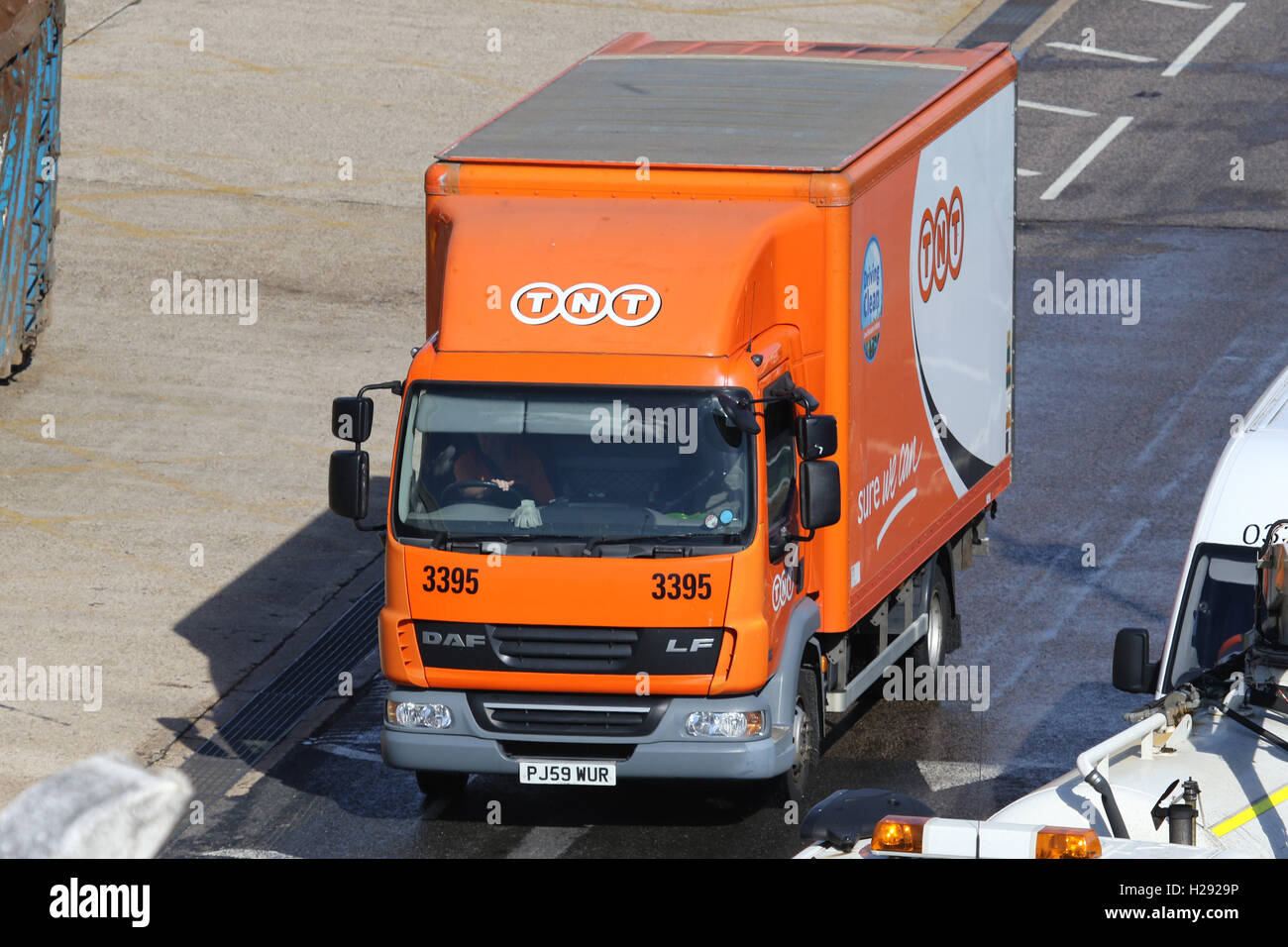 TNT camión de carga camión Foto de stock