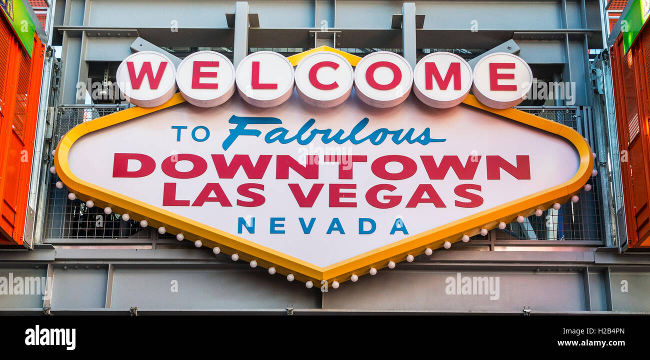 Cartel de Bienvenida Bienvenido a Faboulus, el Centro de Las Vegas, Las Vegas, Nevada, EE.UU. Foto de stock