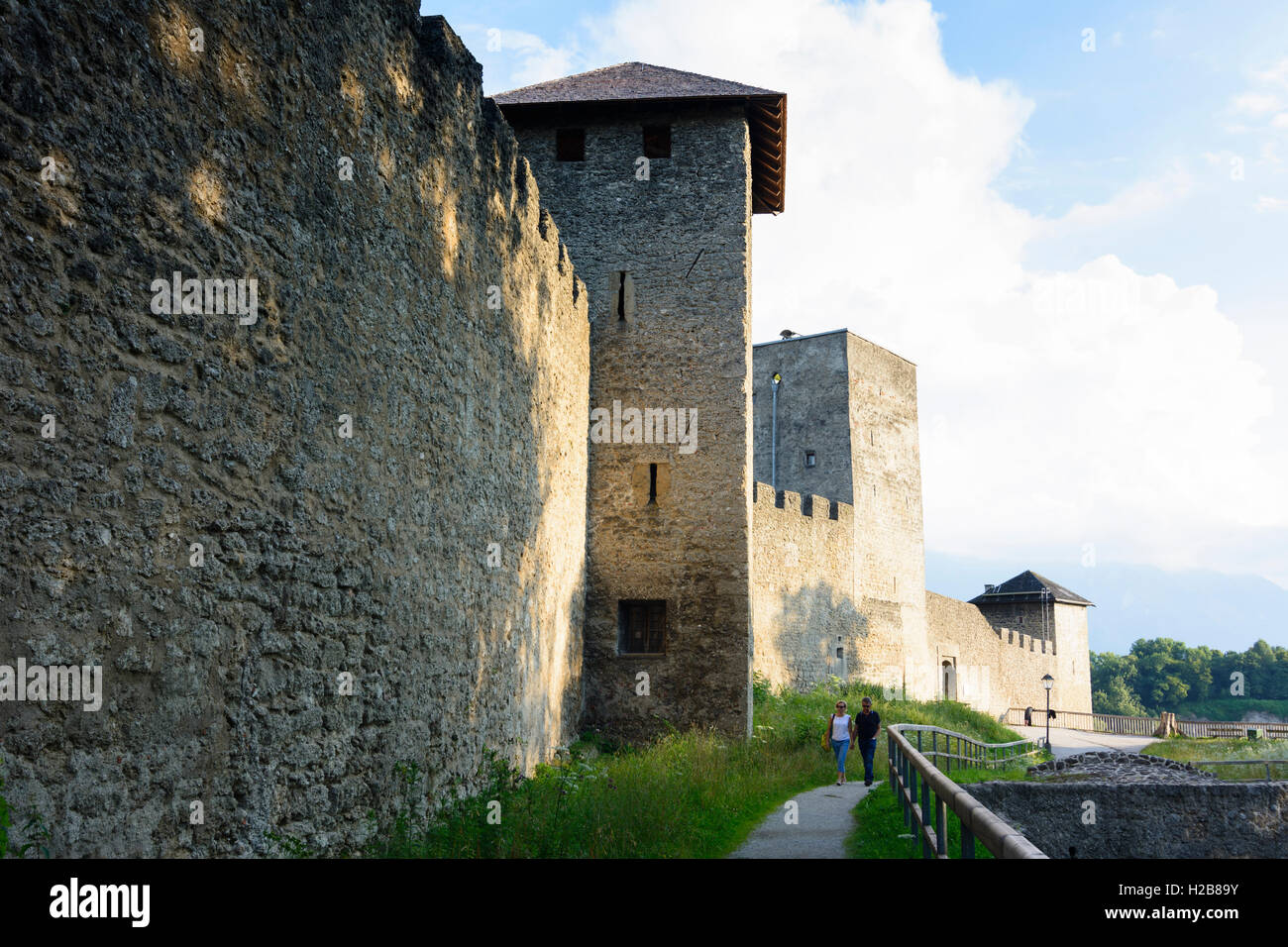 Salzburgo: Mönchsberg murallas , fortificación, Salzburgo, Austria Foto de stock