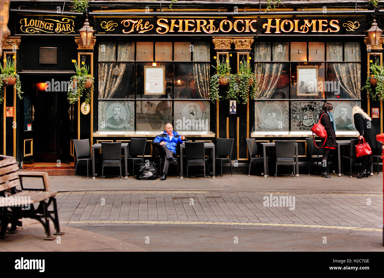 'Sherlock Holmes' viejo pub inglés tradicional, exterior, Northumberland Street, London WC2N 5DB, Inglaterra, Reino Unido. Foto de stock