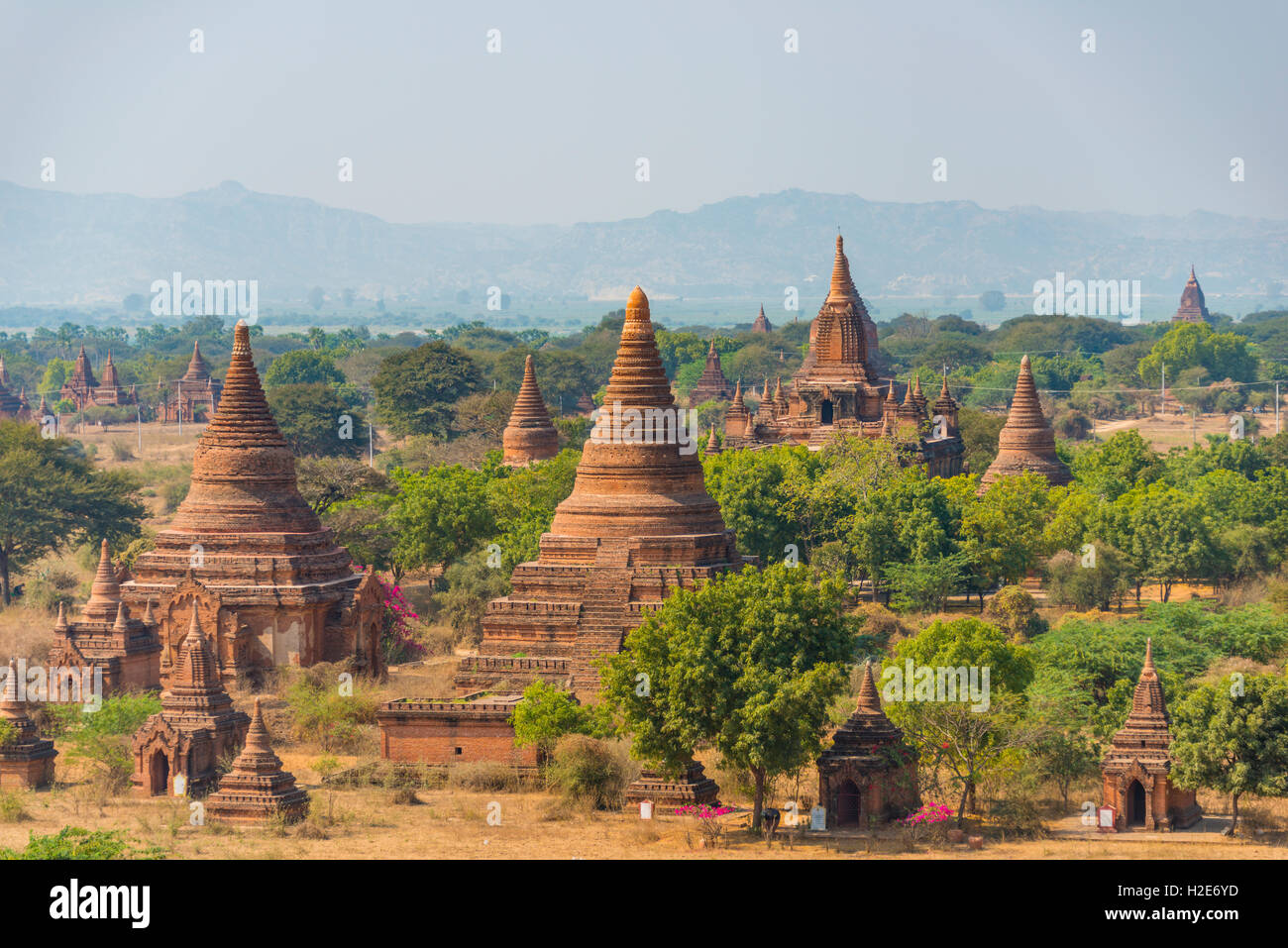 Los antiguos templos, pagodas de Bagan, Myanmar Foto de stock