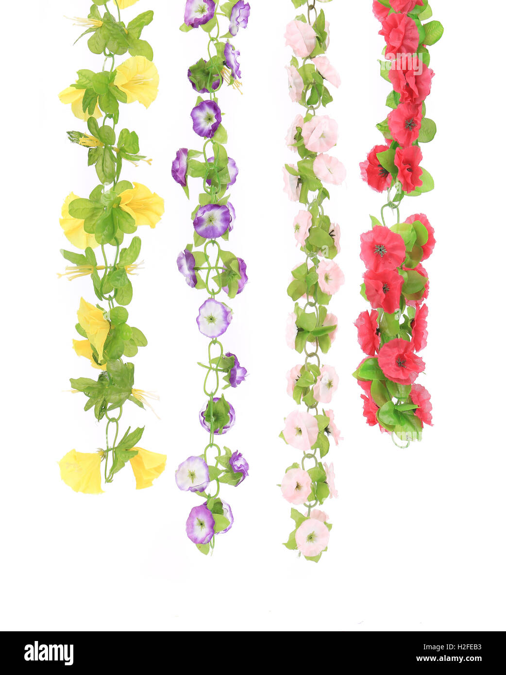 Varios colgantes de flores artificiales Fotografía de stock - Alamy