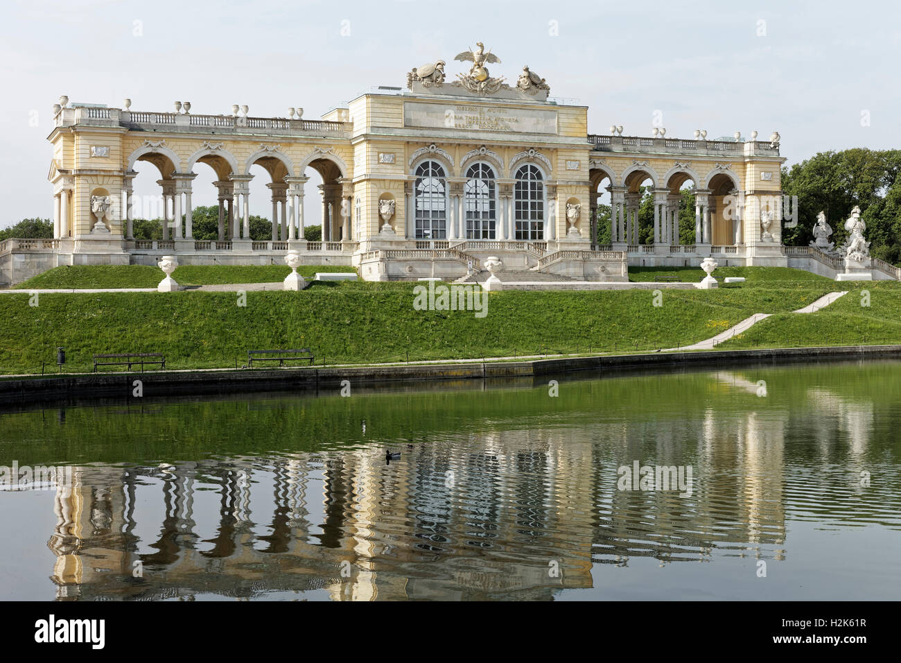 Gloriette, el Palacio de Schönbrunn, Hietzing, Viena, Austria Foto de stock