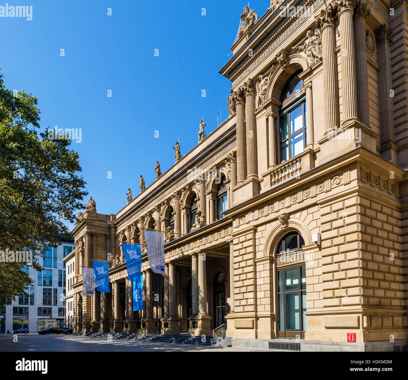 Edificio de la bolsa de valores de frankfurt fotografías e imágenes de alta  resolución - Alamy