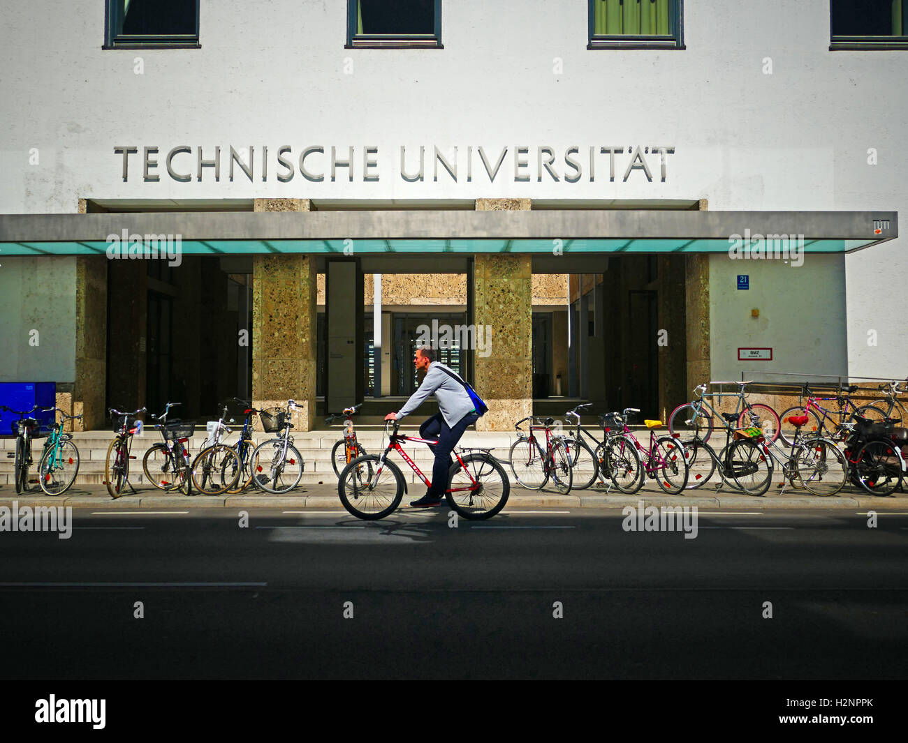 Europa Alemania Munich Universidad Técnica de Munich Foto de stock