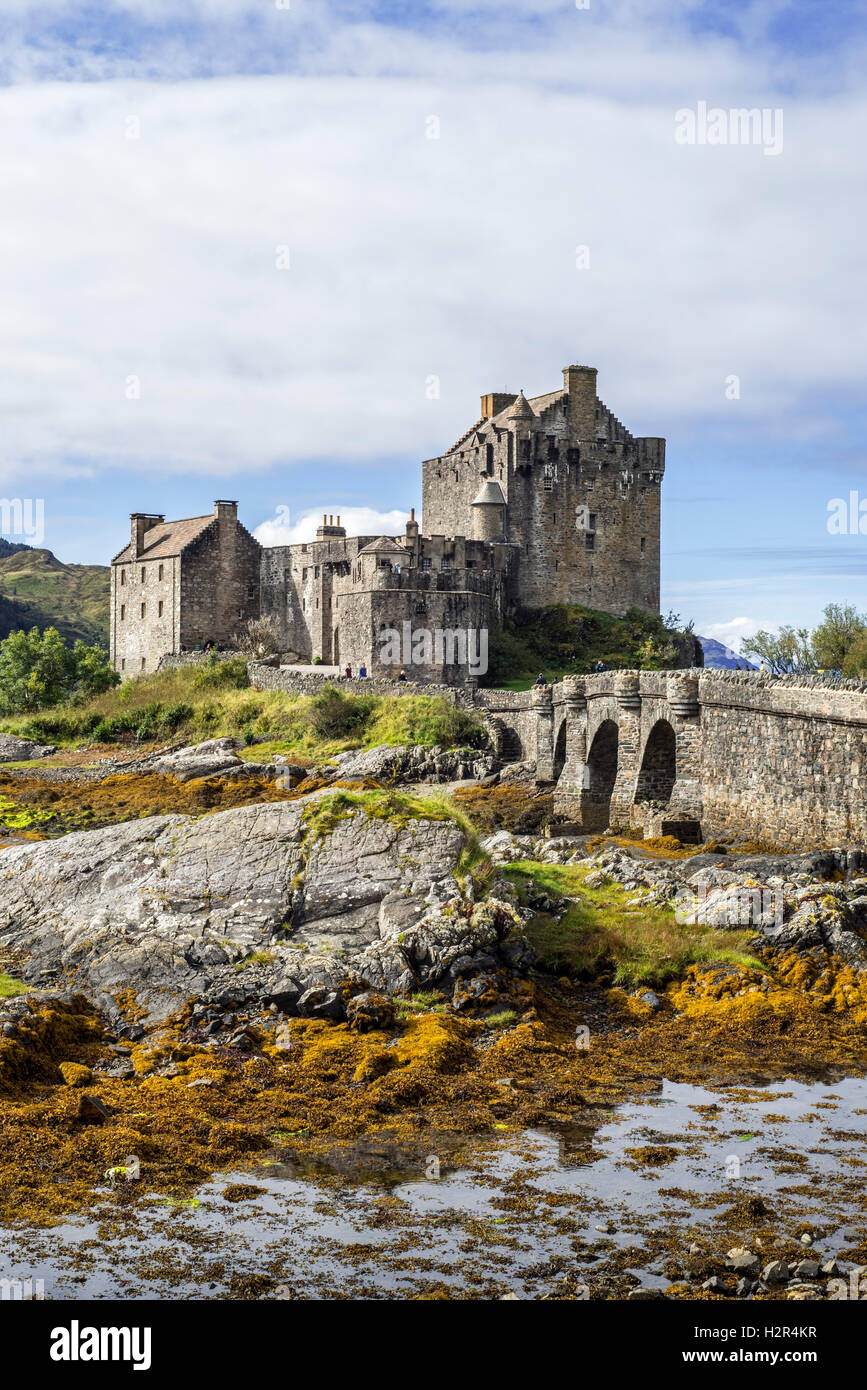 Castillo de Eilean Donan en Loch Duich, Ross y Cromarty, Western Highlands de Escocia, Reino Unido Foto de stock