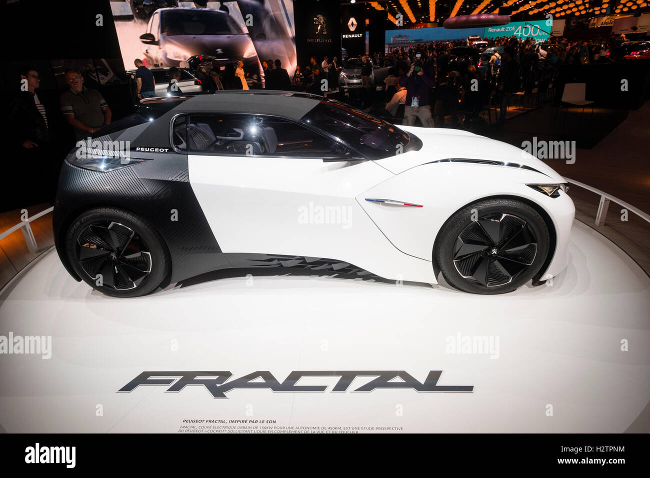 Peugeot concept car eléctrico Fractal en Paris Motor Show 2016 Foto de stock
