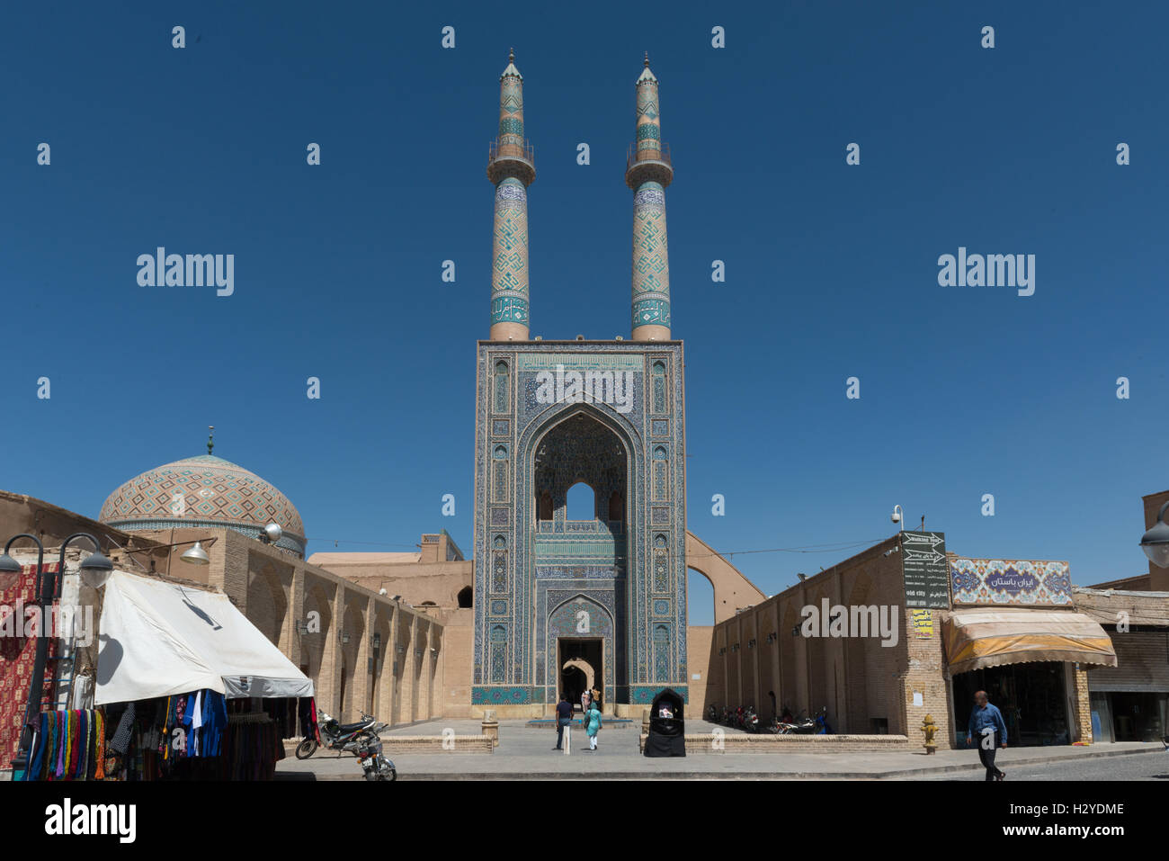 Yazd Jāmeh Mezquita de Yazd (Masjid-e-Jāmeh) por la mañana Foto de stock