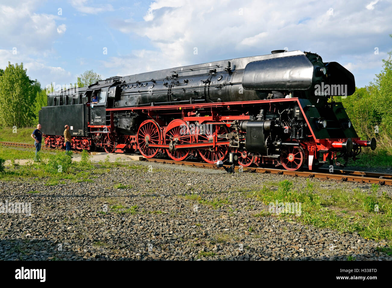 Locomotora de vapor no. 01 0509-8 en el Museo de la locomotora de vapor Alemán, Neuenmarkt, Franconia, Baviera Foto de stock