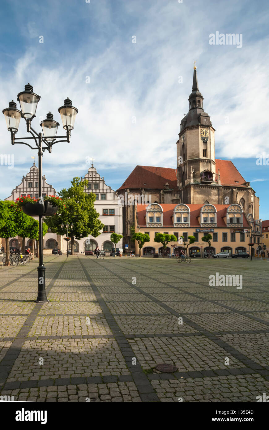 Plaza de la ciudad, la iglesia parroquial de San Venceslao, Naumburg, Sajonia-Anhalt, Alemania Foto de stock