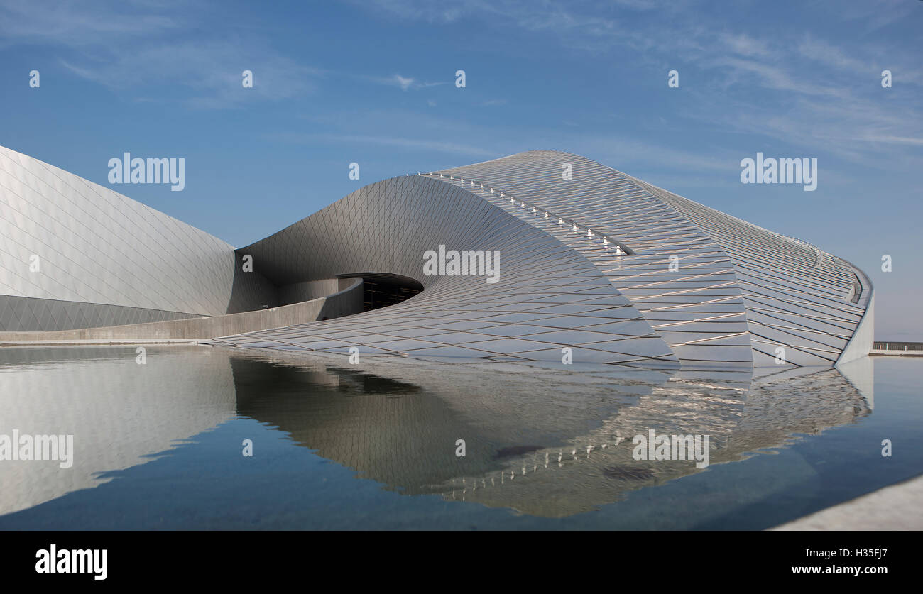 Vista exterior del Acuario Nacional de Dinamarca, El Planeta Azul en Copenhague. Foto de stock