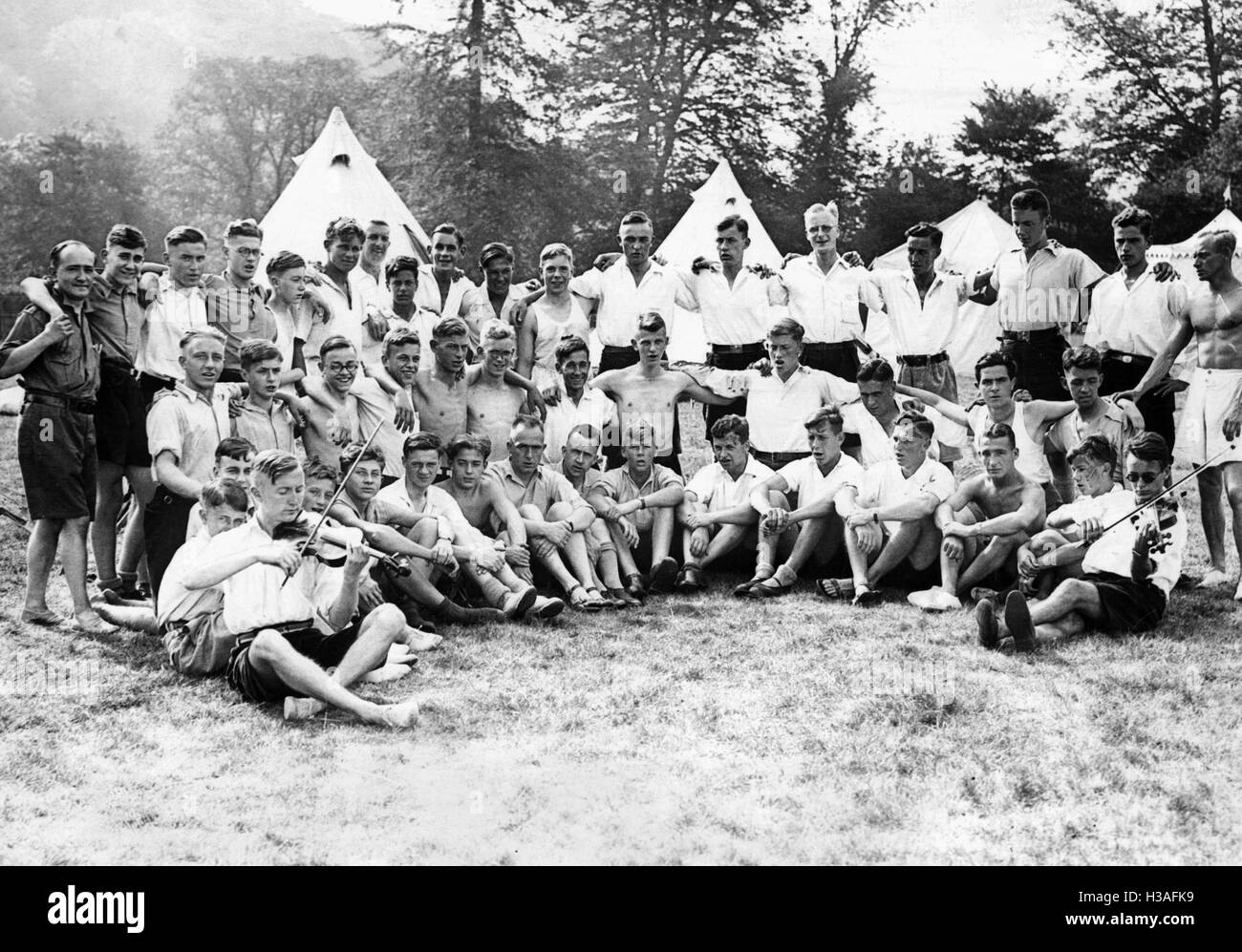 Campamento de la juventud francesa English-German en Surrey, 1935 Foto de stock